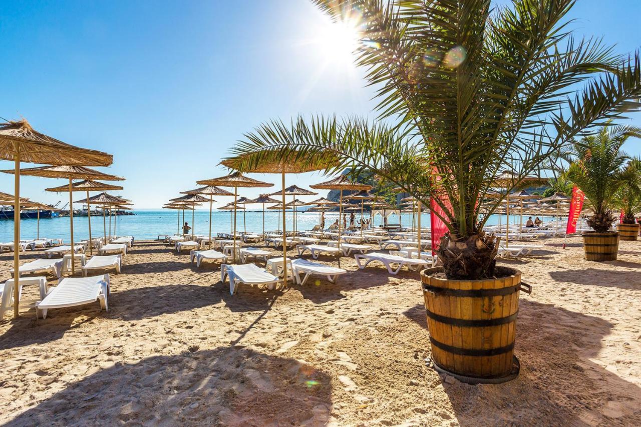 كافارنا Aparthotel Prostor المظهر الخارجي الصورة